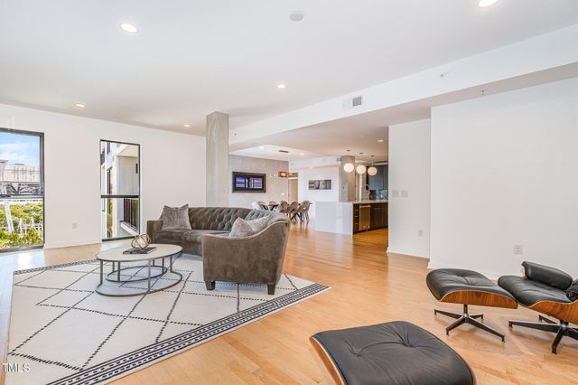 523 S West Street 402, Raleigh, NC 27601