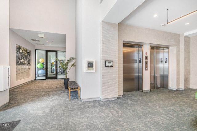 523 S West Street 402, Raleigh, NC 27601