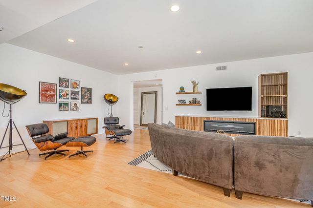 523 S West Street 402, Raleigh, NC 27601