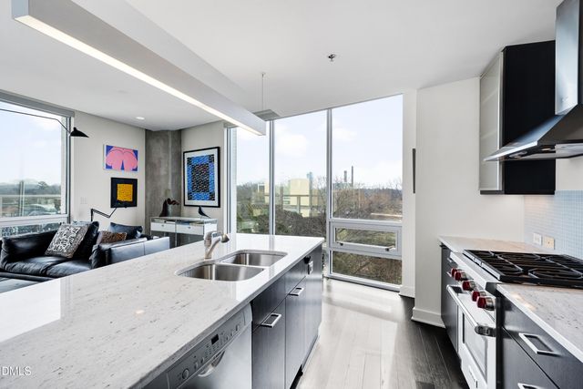 601 W Rosemary Street 514, Chapel Hill, NC 27516