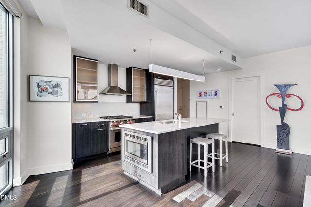 601 W Rosemary Street 514, Chapel Hill, NC 27516