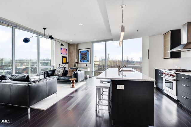 601 W Rosemary Street 514, Chapel Hill, NC 27516