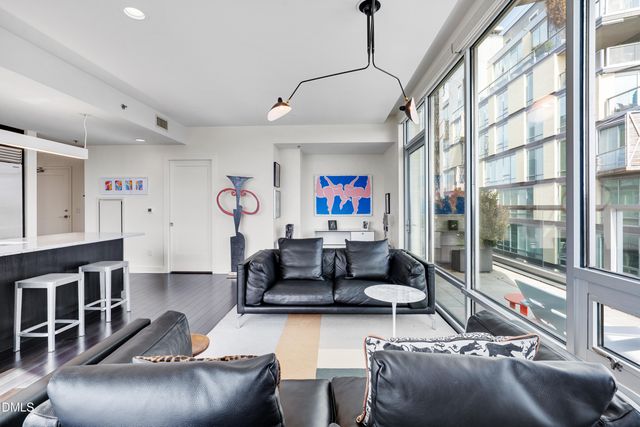 601 W Rosemary Street 514, Chapel Hill, NC 27516