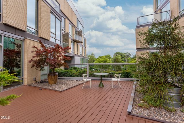 601 W Rosemary Street 514, Chapel Hill, NC 27516