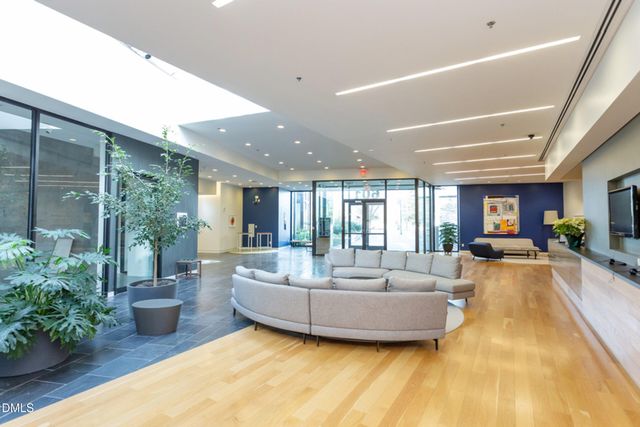 601 W Rosemary Street 514, Chapel Hill, NC 27516