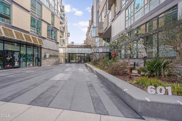 601 W Rosemary Street 514, Chapel Hill, NC 27516