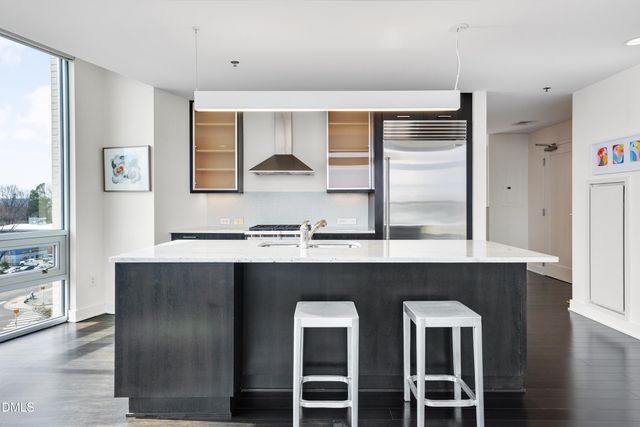 601 W Rosemary Street 514, Chapel Hill, NC 27516