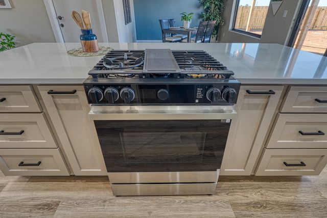 6 Lobo Drive, Moriarty, NM 87035