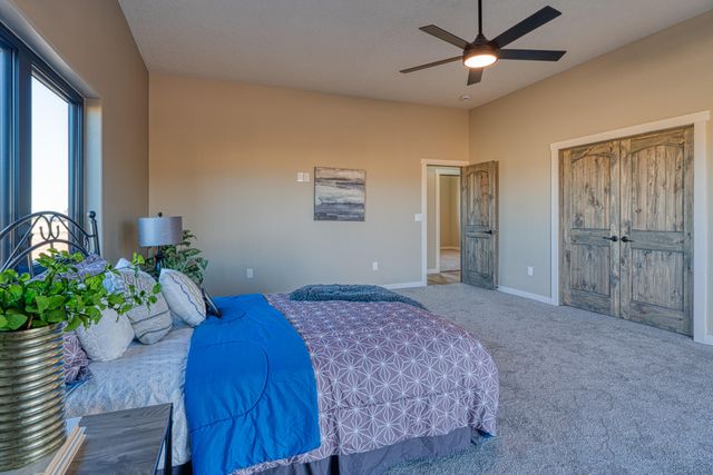 6 Lobo Drive, Moriarty, NM 87035