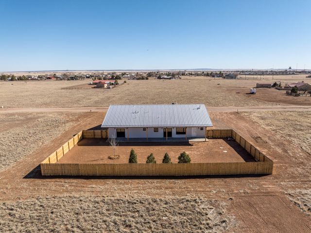 6 Lobo Drive, Moriarty, NM 87035