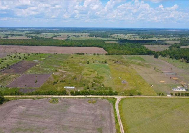871 County Road 15190, Blossom, TX 75416