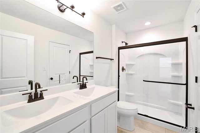 1064 Vardon Meadows Drive, Union, MO 63084