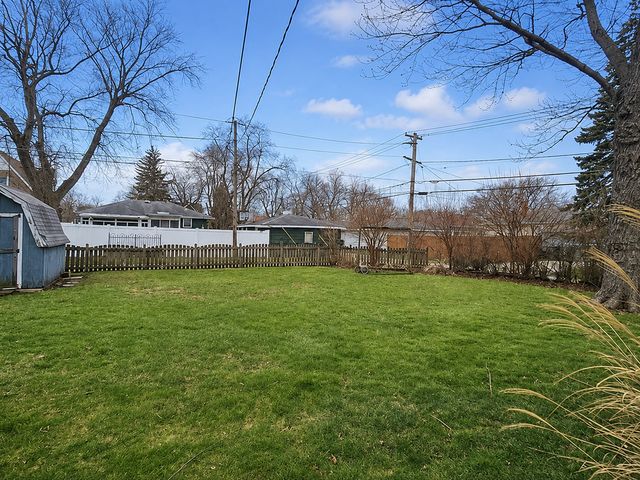 3617 Monroe Street, Lansing, IL 60438