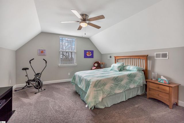 160 Inlet Pointe Drive, Anderson, SC 29625