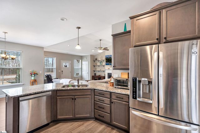 160 Inlet Pointe Drive, Anderson, SC 29625