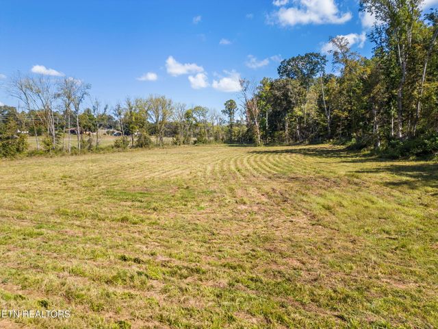 3151 W Lamar Alexander Pkwy, Friendsville, TN 37737