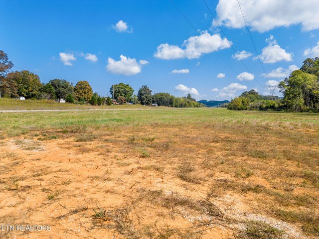 3151 W Lamar Alexander Pkwy, Friendsville, TN 37737