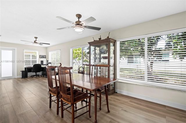 6945 NW 17th St, Margate, FL 33063