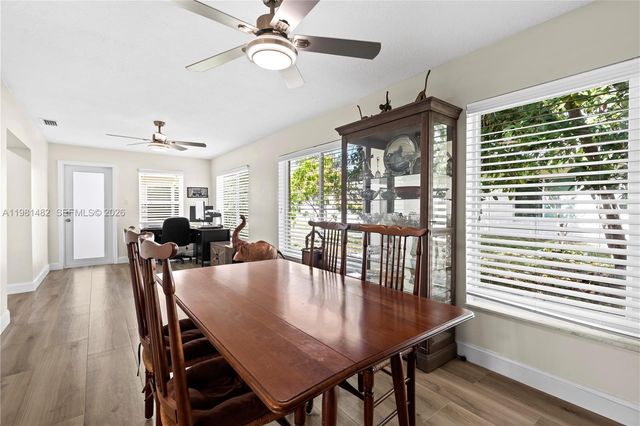 6945 NW 17th St, Margate, FL 33063