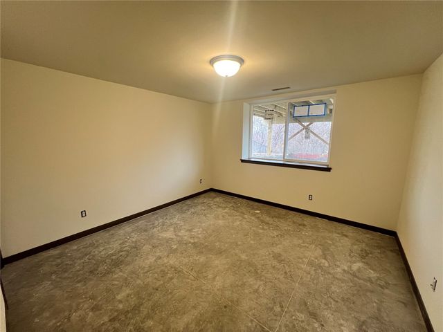 7226 Country Ridge Drive NW, Cedar Rapids, IA 52405