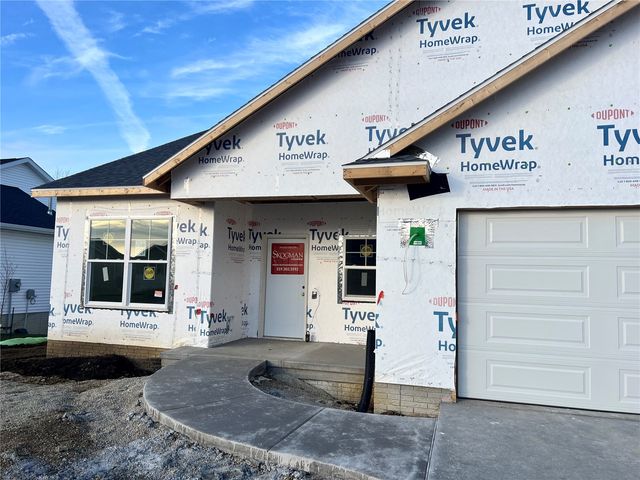 7226 Country Ridge Drive NW, Cedar Rapids, IA 52405