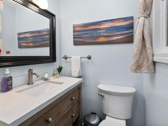 N15 Stonehedge Drive, South Burlington, VT 05403