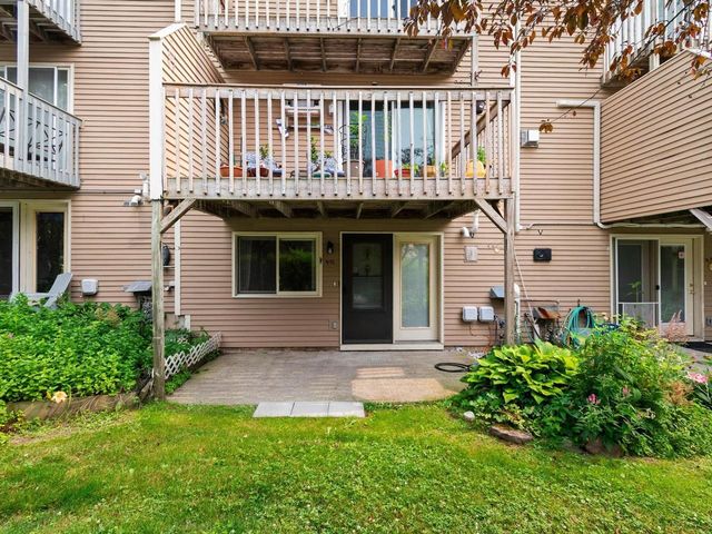 N15 Stonehedge Drive, South Burlington, VT 05403
