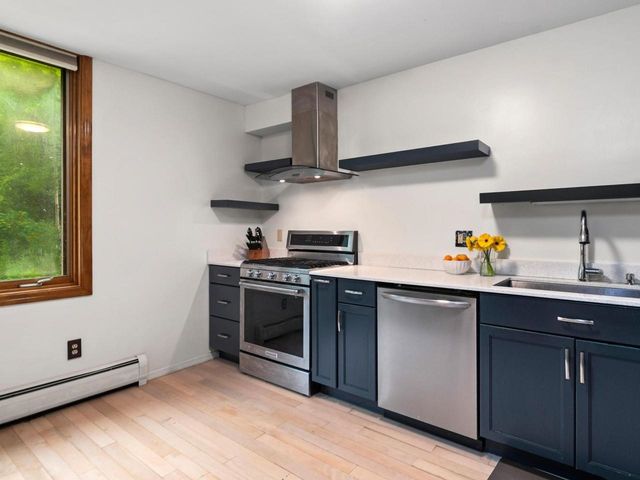 N15 Stonehedge Drive, South Burlington, VT 05403