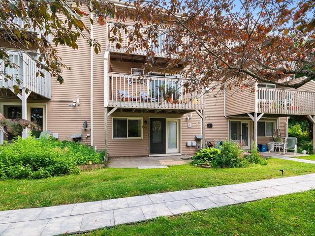 N15 Stonehedge Drive, South Burlington, VT 05403