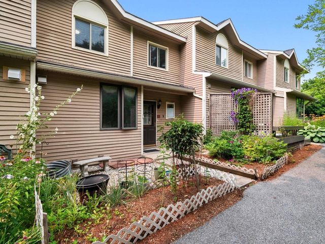 N15 Stonehedge Drive, South Burlington, VT 05403