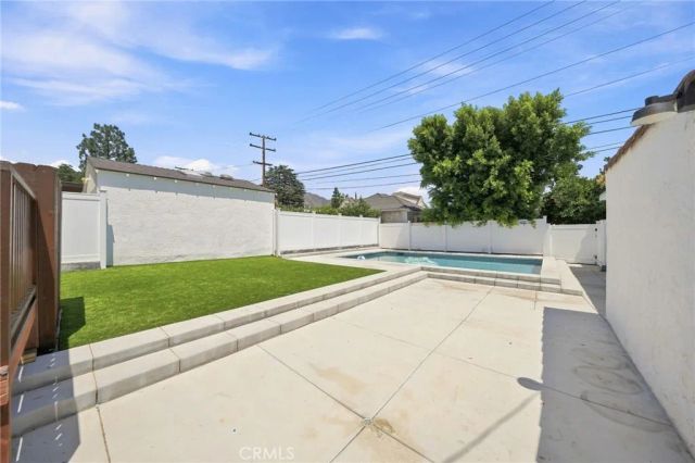 1338 Bruce, Glendale, CA 91202