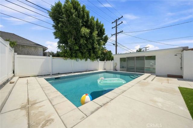 1338 Bruce, Glendale, CA 91202