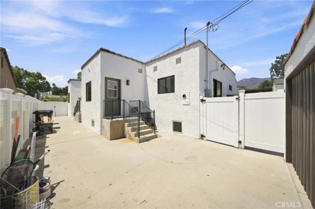 1338 Bruce, Glendale, CA 91202