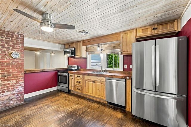 6667 Doral Drive, Tobaccoville, NC 27050