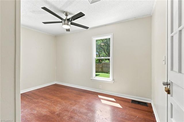 6667 Doral Drive, Tobaccoville, NC 27050