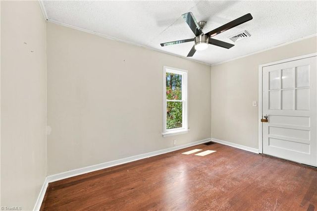 6667 Doral Drive, Tobaccoville, NC 27050