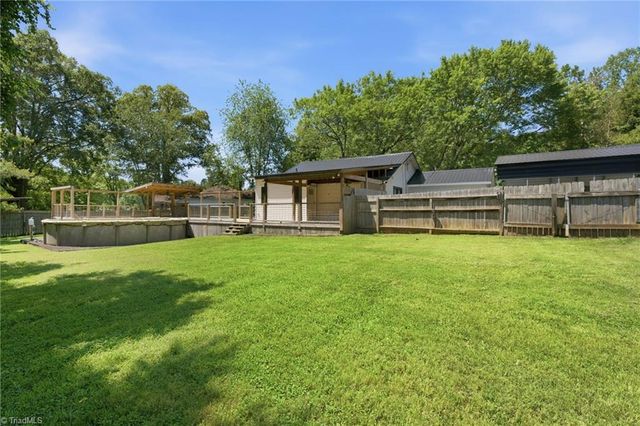 6667 Doral Drive, Tobaccoville, NC 27050