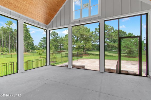 9447 Old Salem Way NW, Calabash, NC 28467