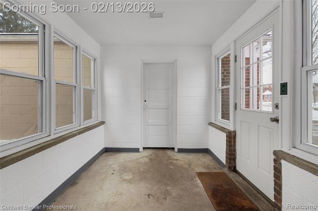 6821 N Lafayette Street, Dearborn Heights, MI 48127