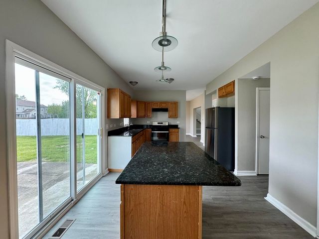 5522 Mallard Drive, Matteson, IL 60443