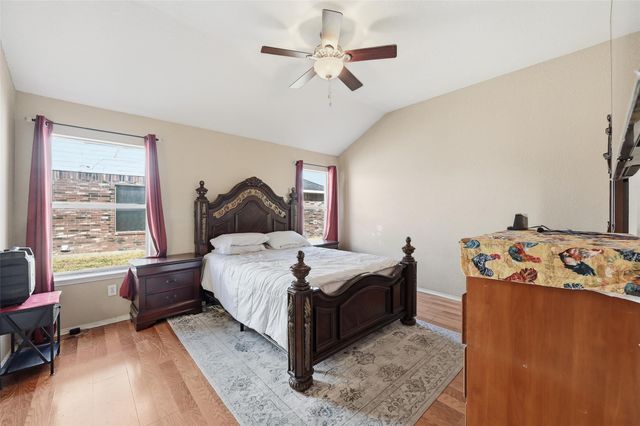 1308 Meadow Glen, Lancaster, TX 75146