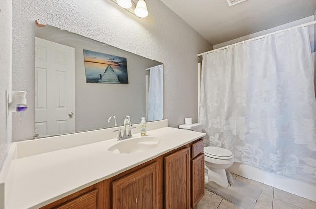 1308 Meadow Glen, Lancaster, TX 75146