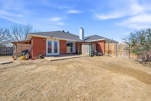 1308 Meadow Glen, Lancaster, TX 75146