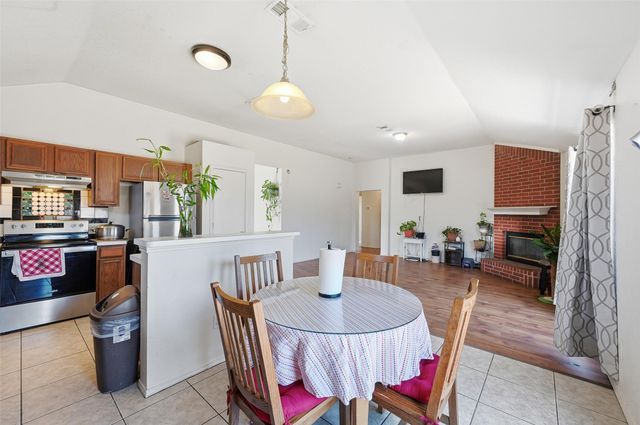 1308 Meadow Glen, Lancaster, TX 75146