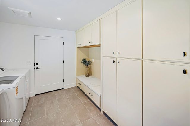 6830 N 10TH Place, Phoenix, AZ 85014