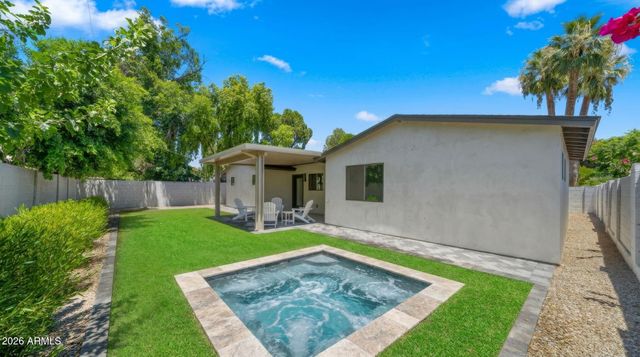 6830 N 10TH Place, Phoenix, AZ 85014