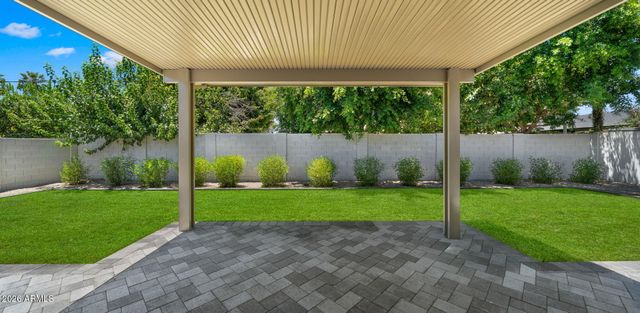 6830 N 10TH Place, Phoenix, AZ 85014