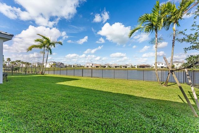 13530 Spruce Pine Drive, Westlake, FL 33470