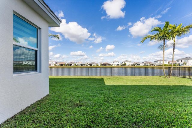 13530 Spruce Pine Drive, Westlake, FL 33470