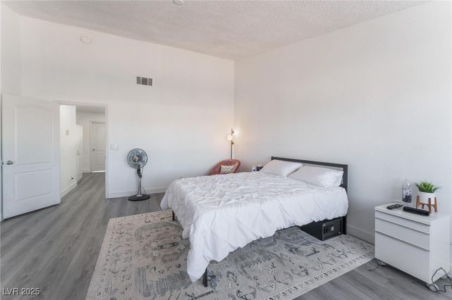 7912 Painted Rock Lane, Las Vegas, NV 89149